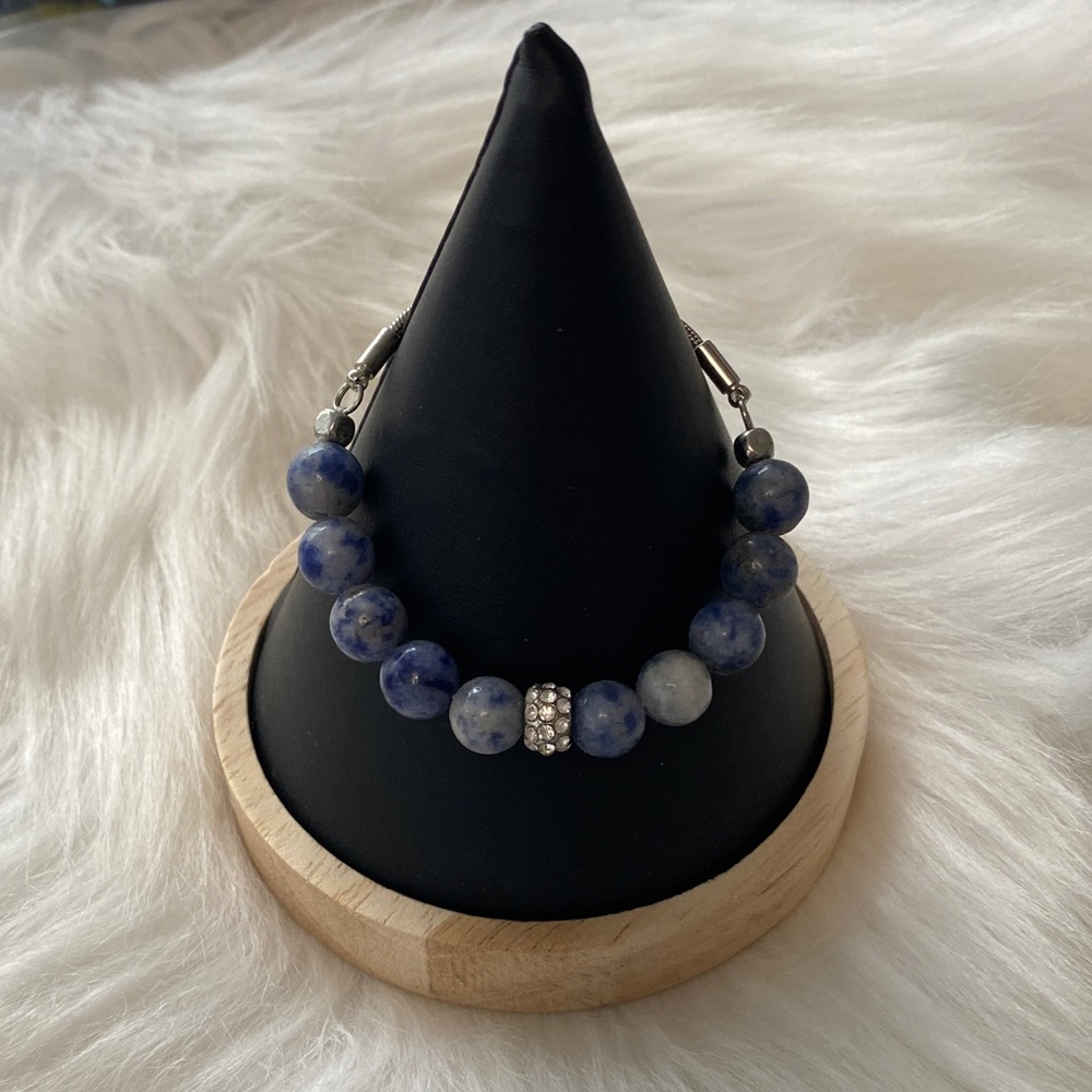 Blue Beaded Bracelet with Crystal Accent adjustable - Picture 3 of 4
